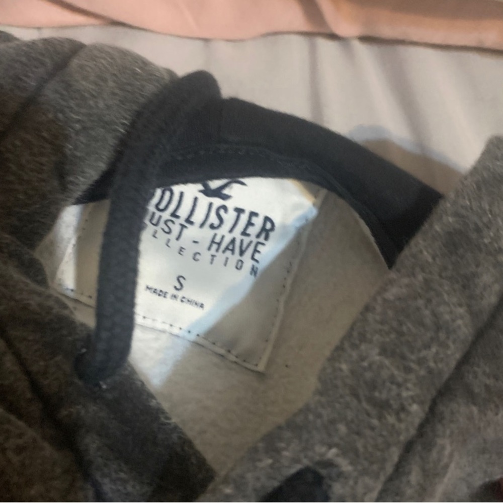 Hollister must have collection